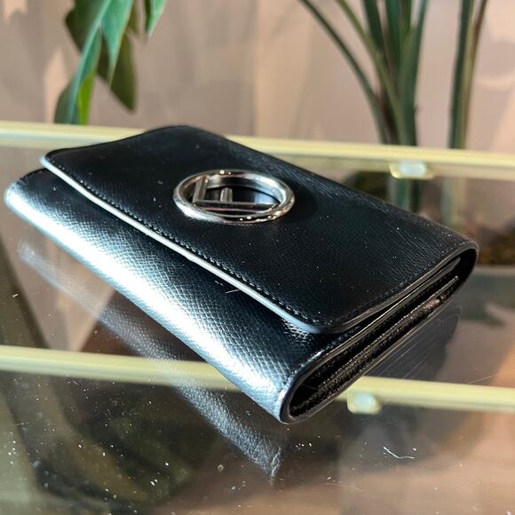 FENDI Kan I F Wallet On Chain - Picture 10 of 11